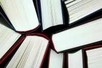 Книжным пиратам напомнили об ответственности