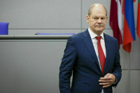 Канцлер ФРГ заявил, что с трудом представляет запрет на выдачу виз россиянам