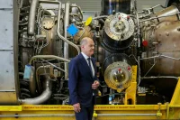 Шольц призвал Газпром забрать турбину для «Северного потока»