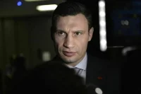 Мэр Киева призвал горожан готовить теплую одежду и одеяла на зиму
