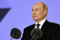 Путин заявил о необходимости противодействовать неонацизму, русофобии и расизму