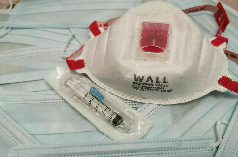 Глава Pfizer заразился коронавирусом после 4 прививок