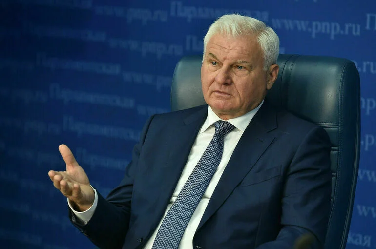Плотников рассказал, что нужно сделать для стабилизации цен на зерно