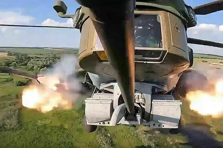 Российские военные поразили восемь украинских пунктов управления