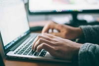 Госорганы могут обязать вести страницы в соцсетях «ВКонтакте» и «Одноклассники»