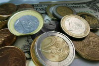 В восьмой пакет санкций предлагают внести новые ограничения по SWIFT