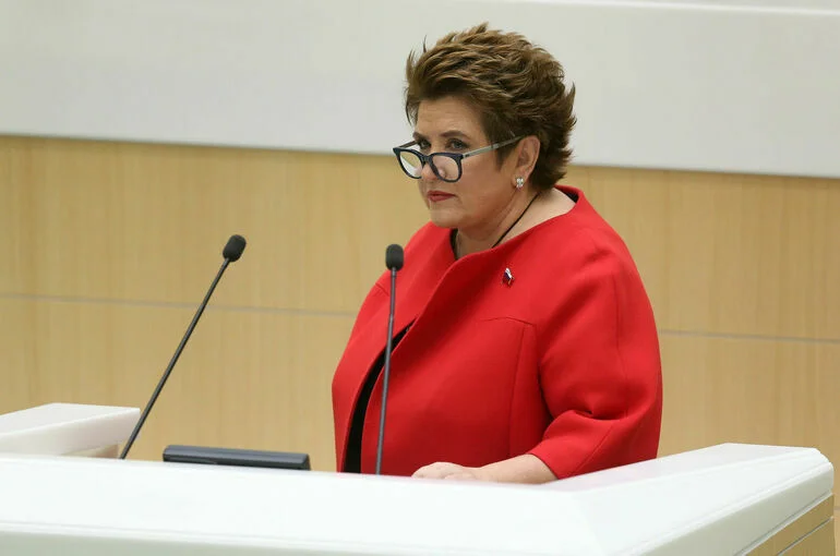 Сенатор Глебова рассказала, для чего нужна новая детская организация