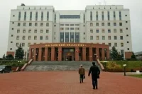 Прокурор запросил для двух врачей по 13 лет заключения за убийство младенца