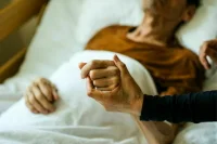 Кому положена паллиативная помощь
