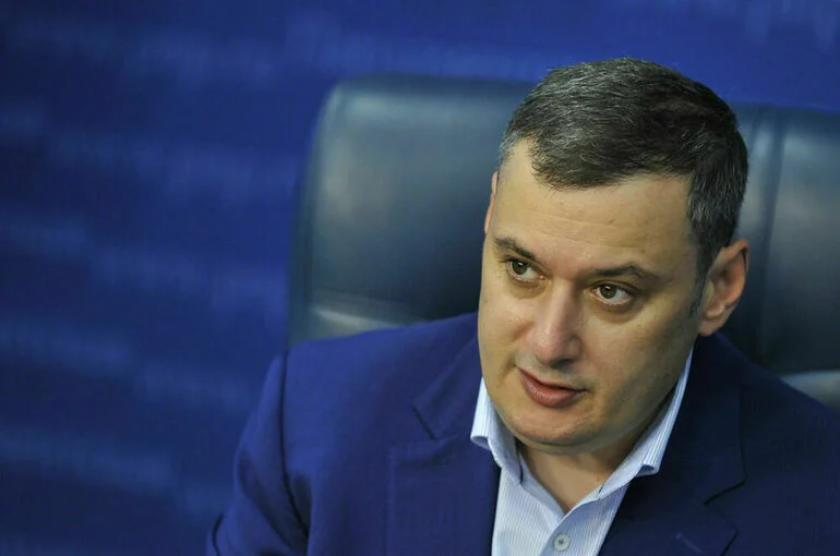 Хинштейн рассказал, что относится к пропаганде ЛГБТ и нетрадиционности