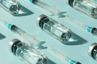 Скворцова рассказала о результатах испытания вакцины от оспы обезьян