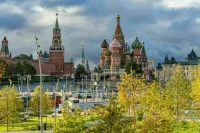 Аксенов поздравил москвичей с Днем города и поблагодарил за поддержку Крыма