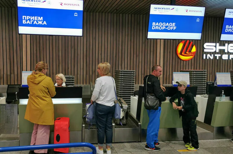 В АТОР зафиксировали падение турпотока из России в Европу на 90-95%