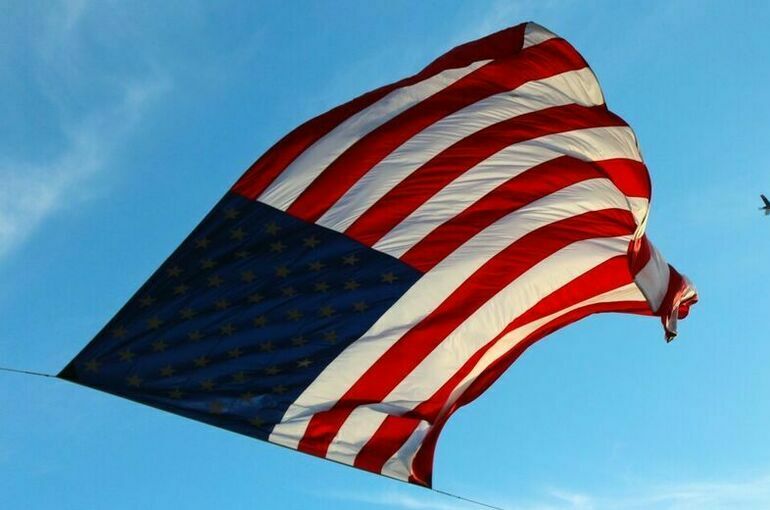 Политолог посоветовал следить за выборами 2022 года в США