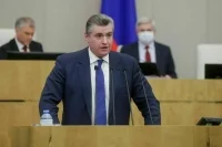Слуцкий призвал проверить версию о причастности США к разработке COVID-19