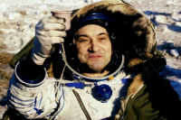 Умер рекордсмен по длительности полета в космос Валерий Поляков