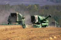 Плотников рассказал, у каких владельцев будут забирать сельхозземли