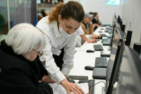 Россиянам хотят предоставлять сведения от органов власти в режиме онлайн