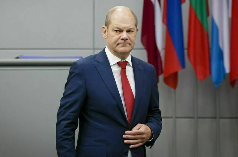 Шольц предложил предоставлять убежище россиянам, которые уклоняются от мобилизации