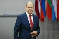 Шольц предложил предоставлять убежище россиянам, которые уклоняются от мобилизации