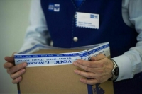 Шипящую или дурно пахнущую посылку при отправке заставят открыть