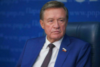 Рябухин заявил, что регулировать оборот спирта предлагают по аналогии с банками