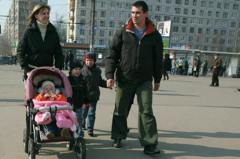 Отцам с тремя детьми дали отсрочку от мобилизации