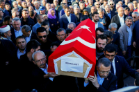 Число жертв взрыва в шахте на севере Турции увеличилось до 40