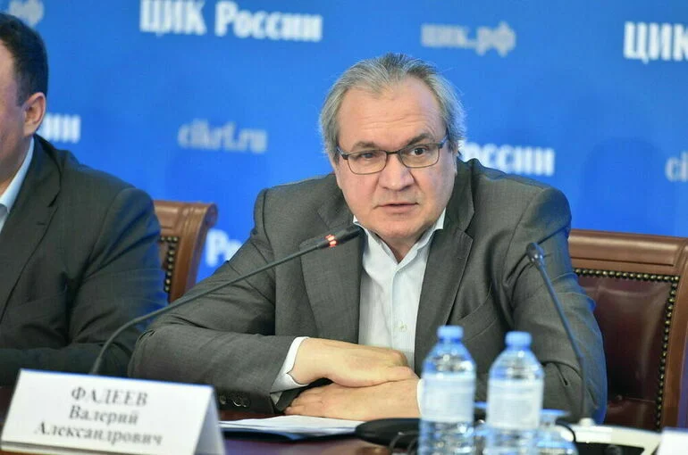 Фадеев не видит ограничения свободы слова в принятии законопроекта против пропаганды ЛГБТ