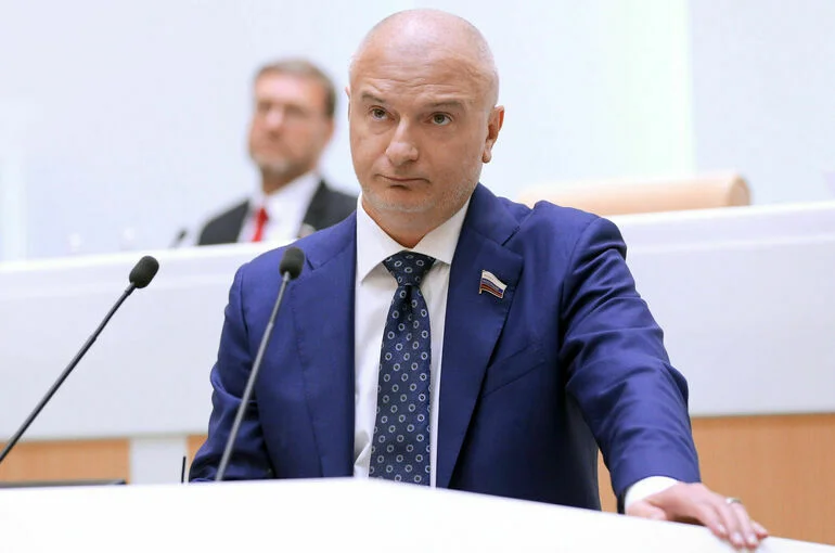 Клишас попросил ЦБ защитить право добровольцев СВО на кредитные каникулы