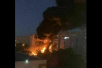 В Ейске военный самолет Су-34 упал во дворе многоэтажного дома