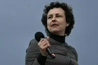 Певице Юлии Чичериной присвоили звание заслуженной артистки России