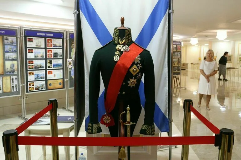 В Совфеде открылась выставка, посвященная адмиралу Ушакову