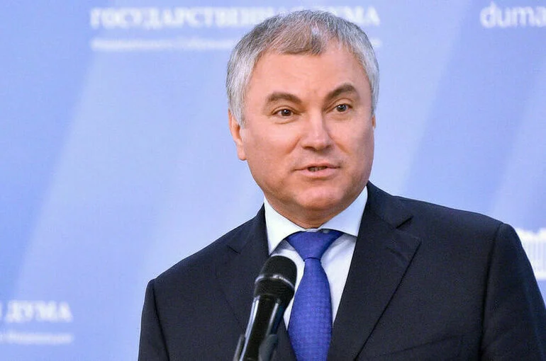 Володин поздравил водителей и всех транспортников с профессиональным праздником