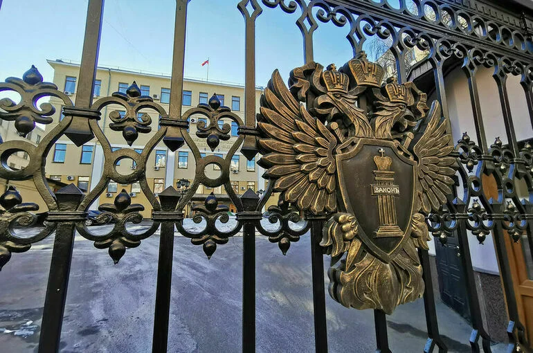 Штатную численность органов прокуратуры увеличили почти на 3 тыс. человек