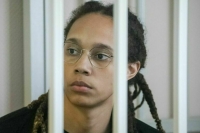 Осужденную в РФ американскую баскетболистку Грайнер этапировали в колонию