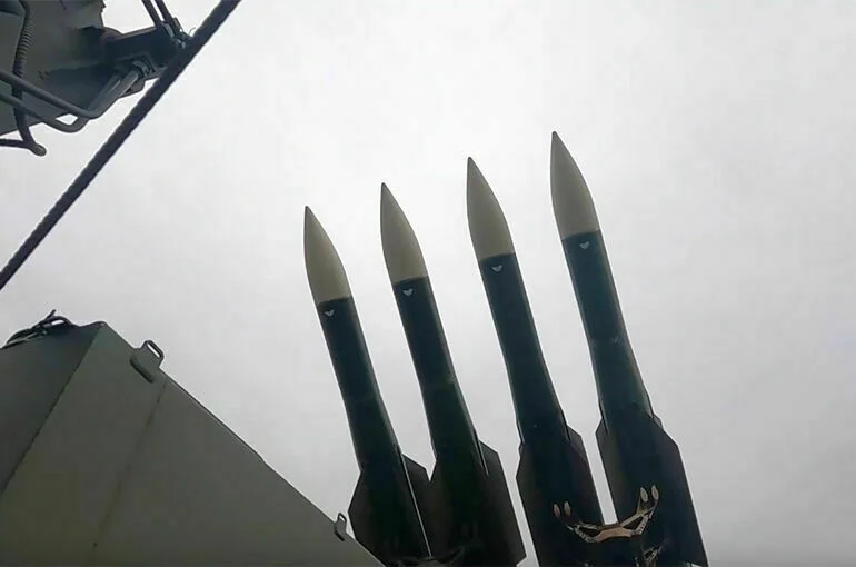 Российские военные перехватили 25 запущенных ВСУ снарядов HIMARS 
