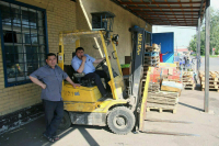 Нелегальным мигрантам будет труднее устроиться работать на рынки