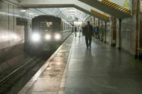 Контролерам разрешат проверять документы у льготников на станциях метро