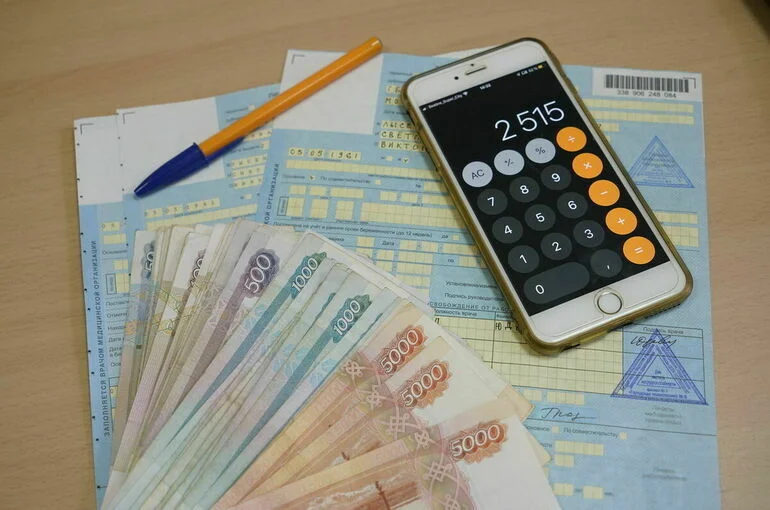 Стаж работы по гражданско-правовым договорам будут учитывать для больничных