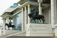Парламент Монголии выступил за введение режима ЧП в Улан-Баторе