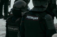 В Новошахтинске мужчина в камуфляже обстрелял полицейских