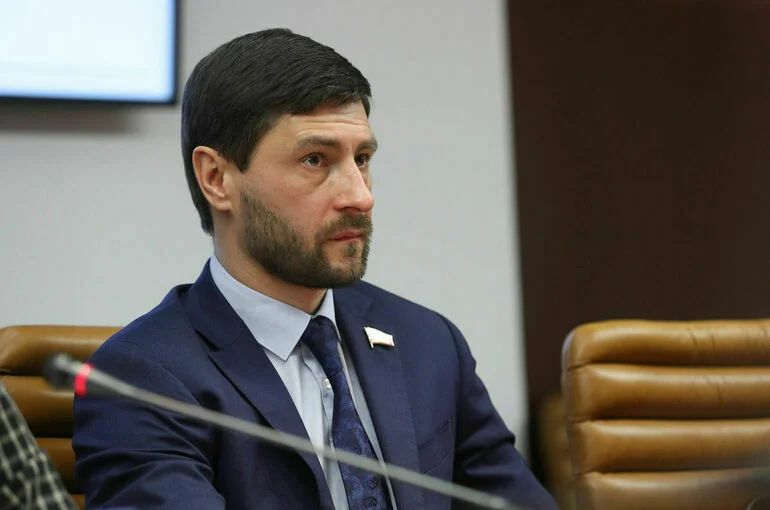 Половине российского бизнеса пришлось переориентировать производство из-за санкций