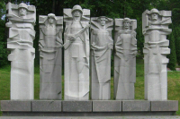 Посольство РФ обвинило Литву в уничтожении памяти об освободителях Европы