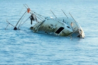 Затонувшие корабли будут поднимать со дна их владельцы