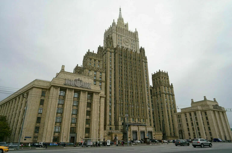 В МИД заявили о хороших заработках США из-за конфликта на Украине