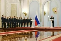 Путин вручил медали «Золотая Звезда» Героям России