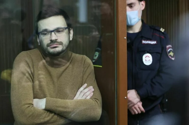 Яшина* приговорили к 8,5 года колонии за распространение фейков о ВС РФ