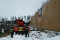 Пожар на рынке стройматериалов в Балашихе произошел из-за короткого замыкания
