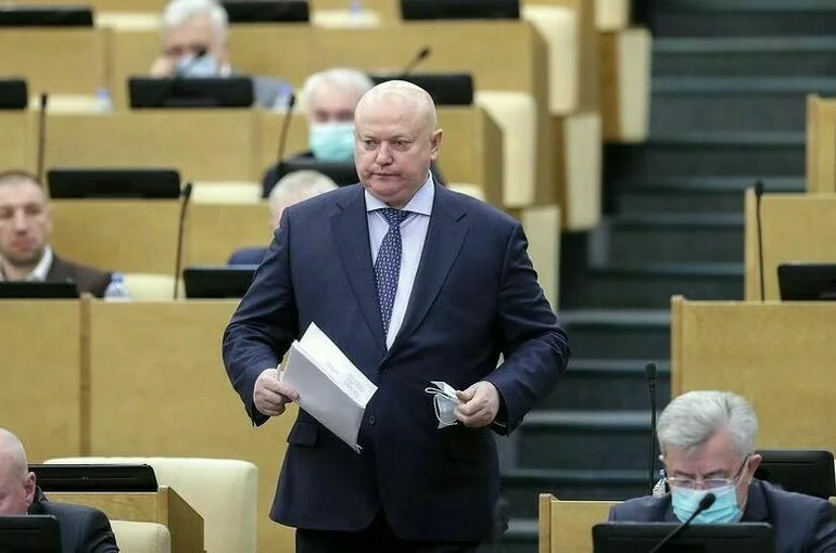 Красов поприветствовал участников VII Международного благотворительного кадетского бала